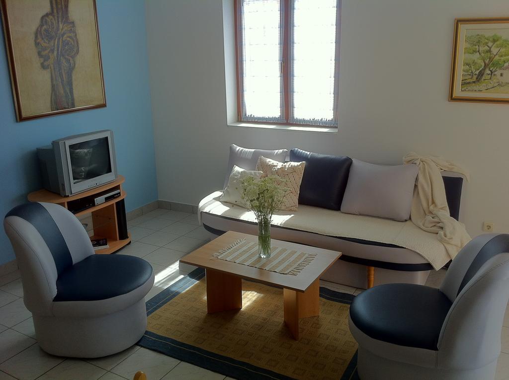 Apartments Leona & David Malinska Kamer foto