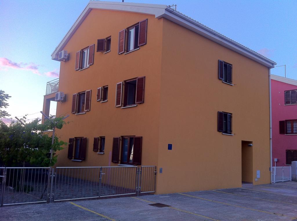 Apartments Leona & David Malinska Kamer foto